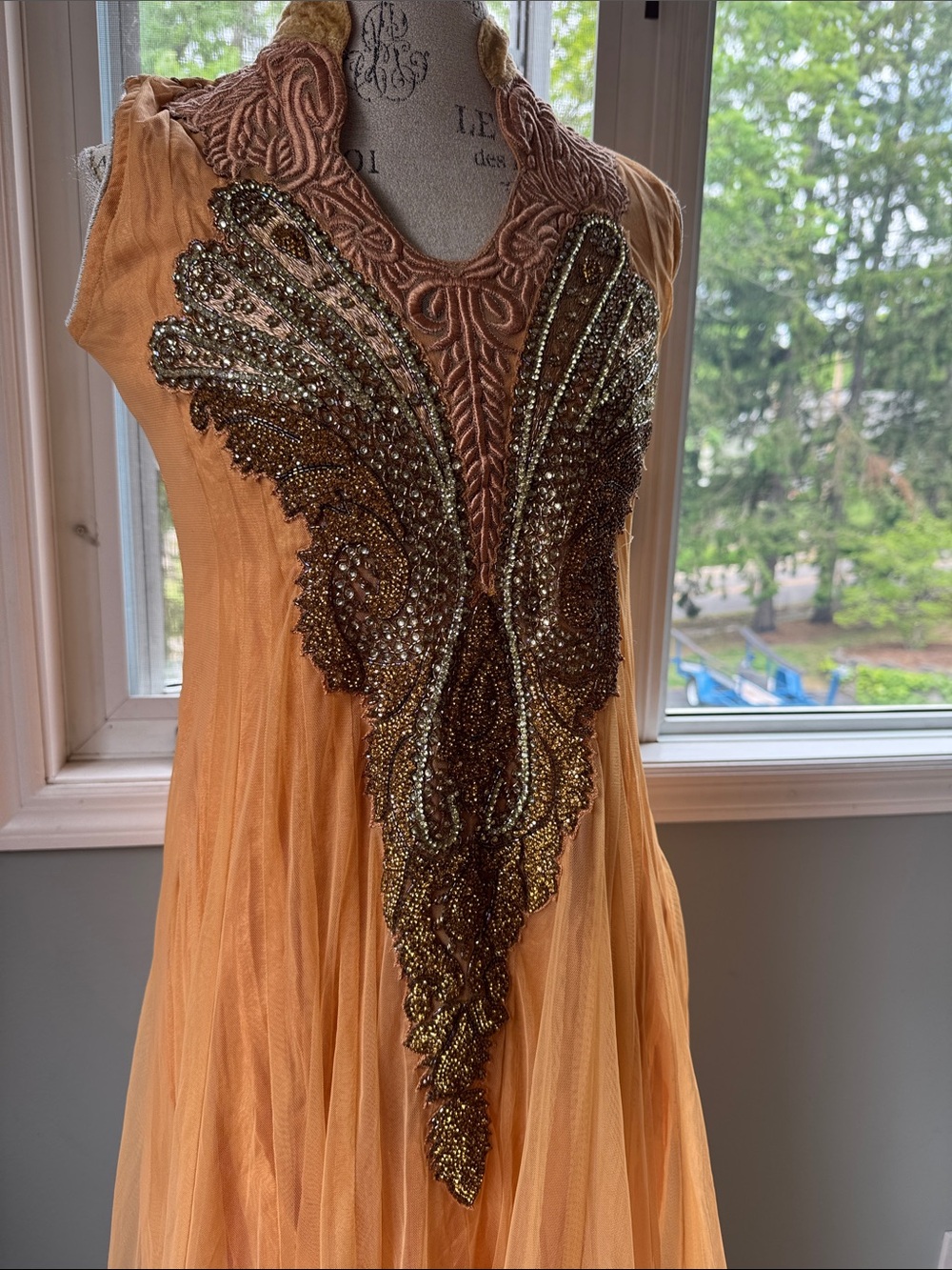 anarkali gown peach mesh halter neck design beading and Dupatta (shawl) small - Picture 4 of 14